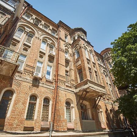 Дизайнерские Апартаменты В Самом Сердце Одессы! Odessa Exteriör bild