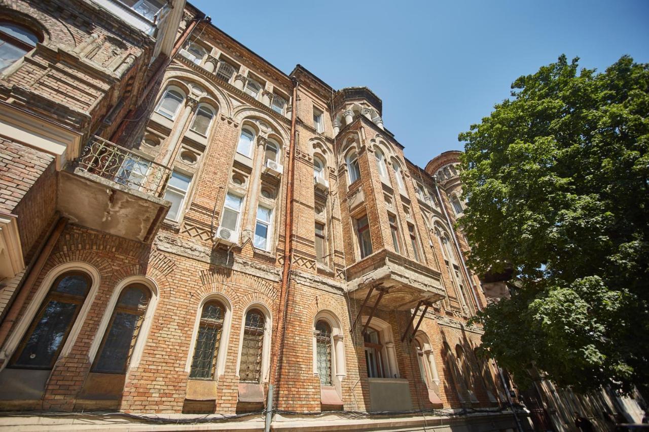Дизайнерские Апартаменты В Самом Сердце Одессы! Odessa Exteriör bild